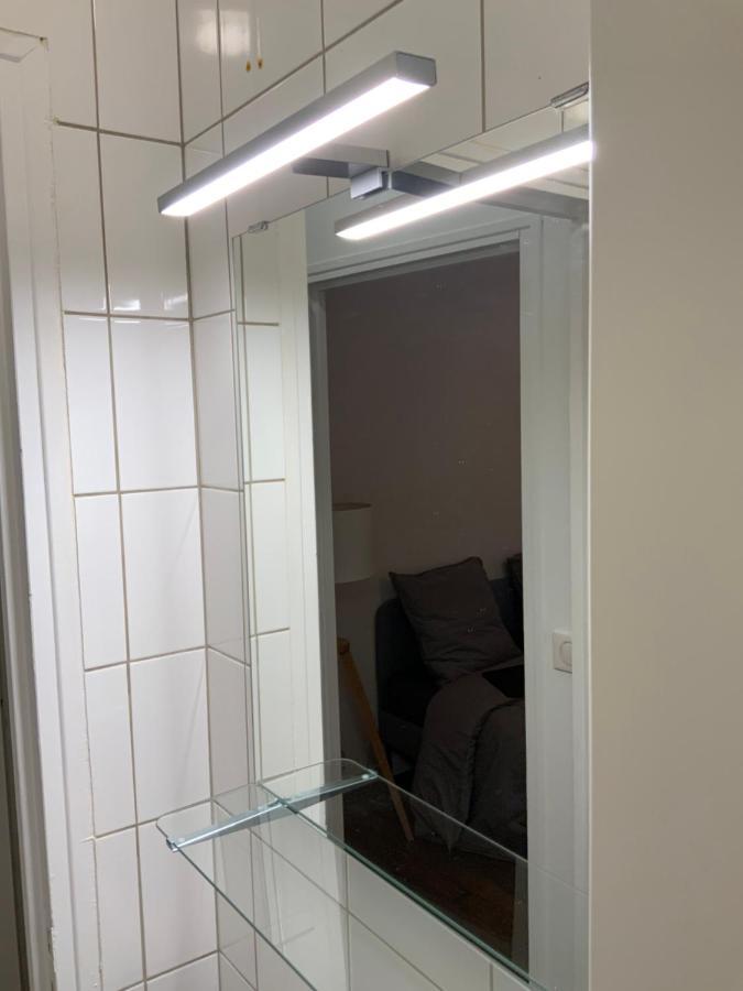 Ferienwohnung Quartier Bas Montreuil A 3Minutes Du Metro Exterior foto